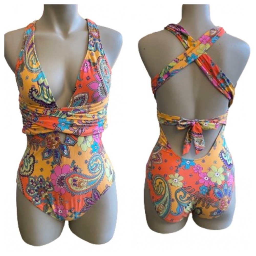 PRICE DROP💥💥 T!rina Turk Colorful Paisley Women's Swimsuit